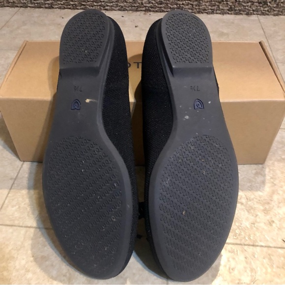 🖤ROTHY’S the ballet flat with bow in black! Size 7.5 🖤 - Picture 4 of 6